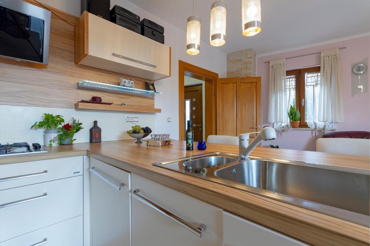 Magic Holiday Apartment Bale Esterno foto