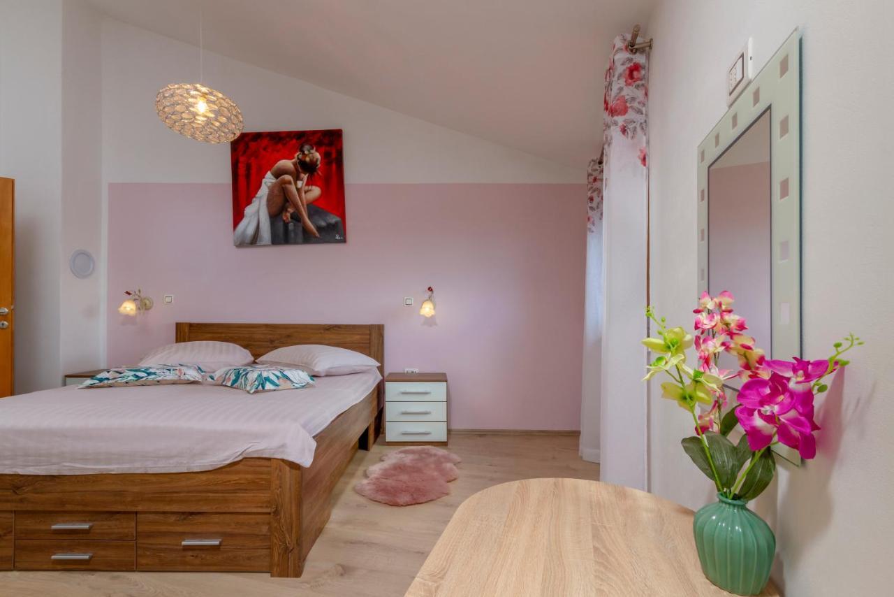 Magic Holiday Apartment Bale Esterno foto