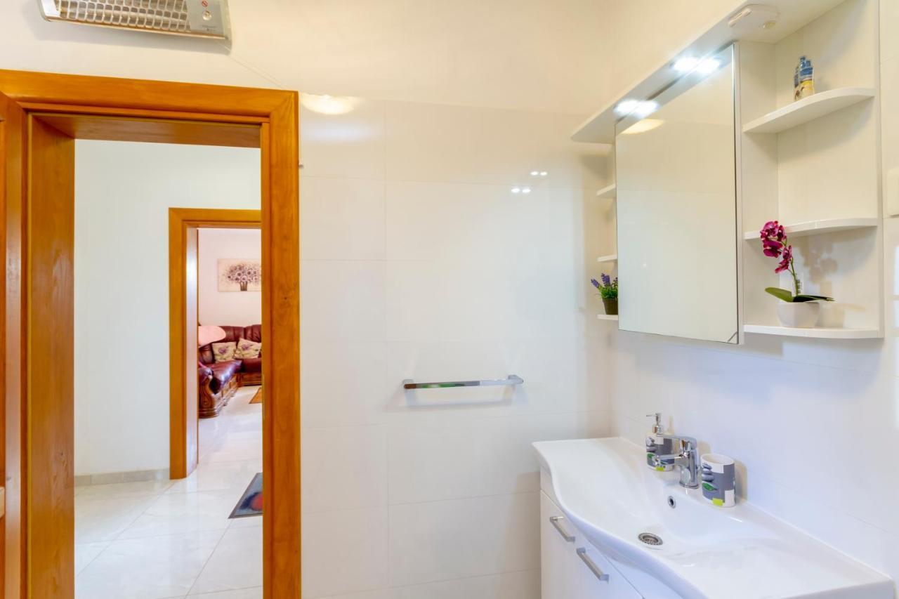 Magic Holiday Apartment Bale Esterno foto