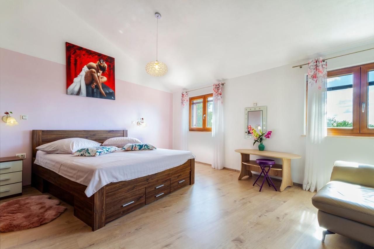 Magic Holiday Apartment Bale Esterno foto