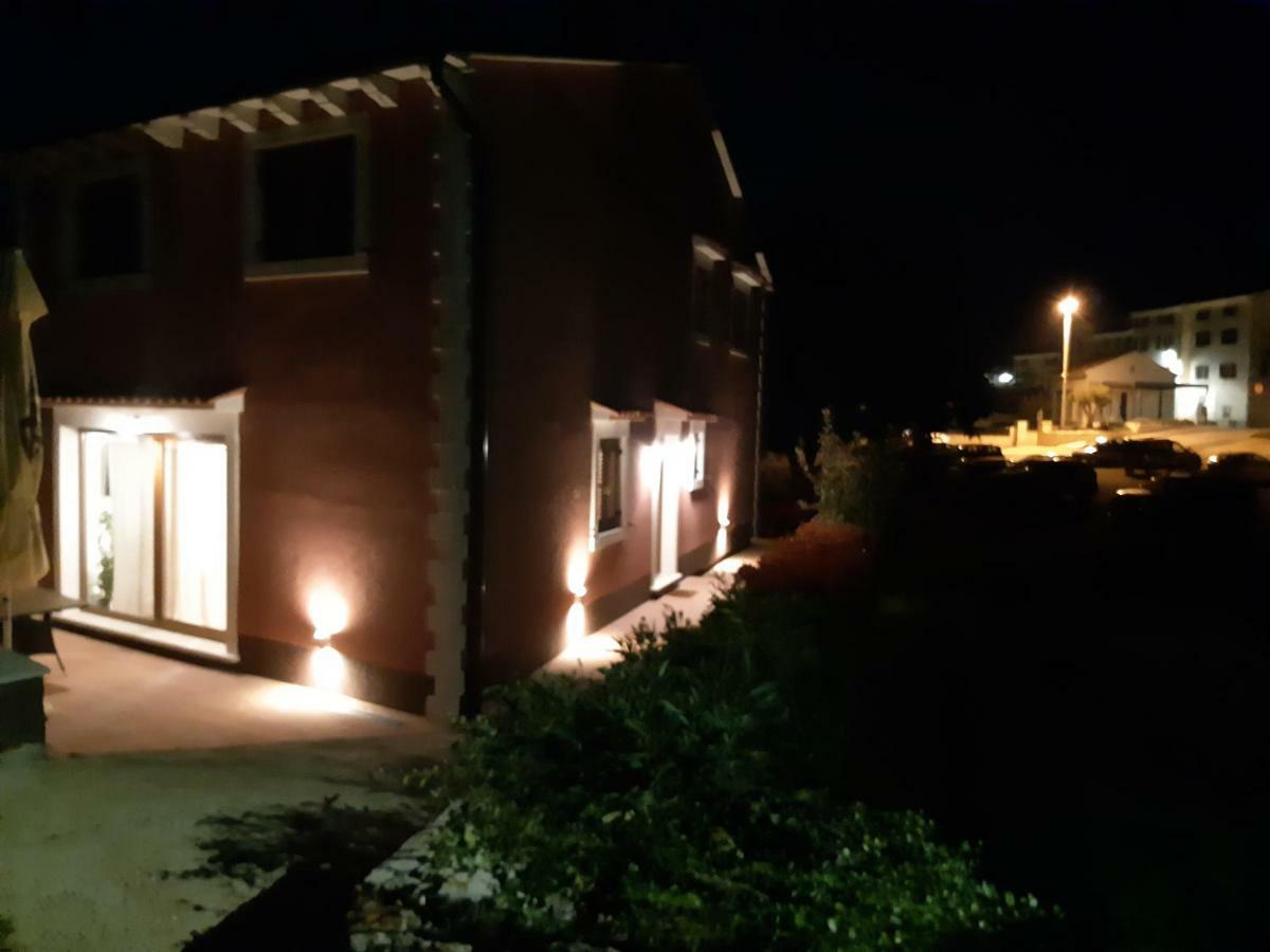 Magic Holiday Apartment Bale Esterno foto